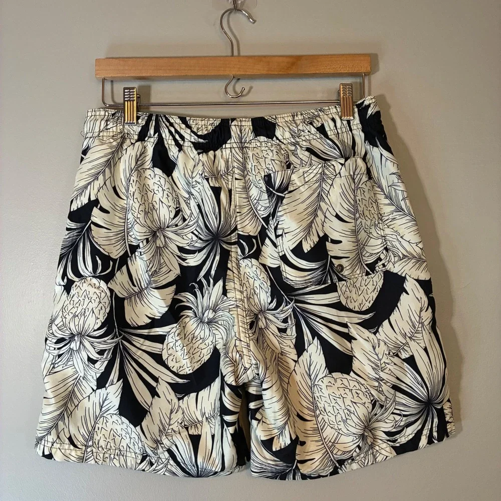 Old Navy Mens Black White Pineapple Tropical Swim Trunks Board Shorts Small 7in